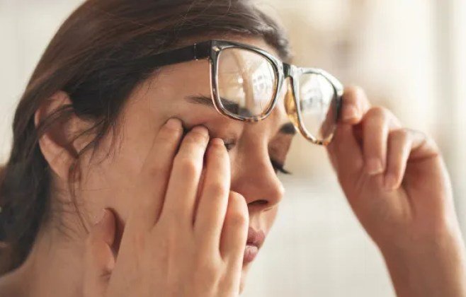 Tremores nas Pálpebras: Médico Explica Causas Comuns em Alagoas Tremores nas Pálpebras: Médico Explica Causas Comuns em Alagoas