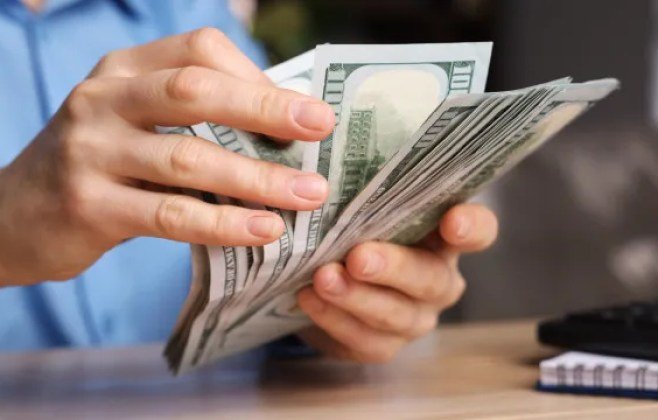 Projeções para o Dólar em Alagoas: queda para R$ 5,20 em 2026 Projeções para o Dólar em Alagoas: queda para R$ 5,20 em 2026