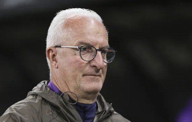 São Paulo tenta trunfos para trazer Dorival Jr. de volta