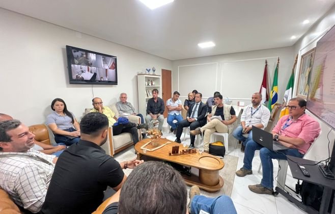 Prefeitura de Palmeira dos Índios ajusta recomposição de vias