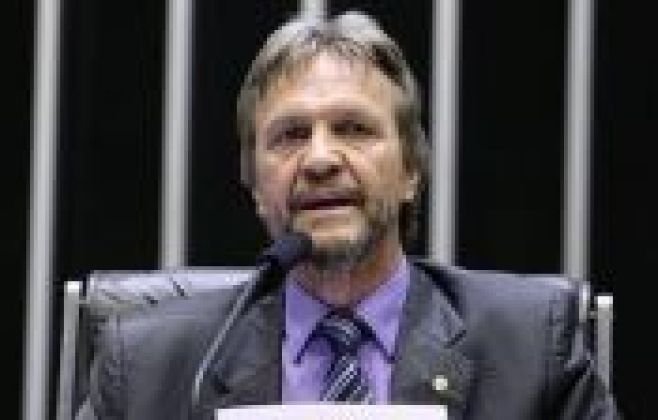 Contradições de Flávio Bolsonaro no caso Master são reveladas