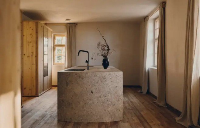 Vila Abandonada nas Dolomitas Tem Diária de R$ 110 Mil