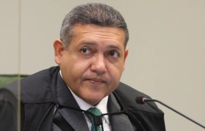 Fachin rejeita pedido para suspender Nunes Marques na CPI do Master