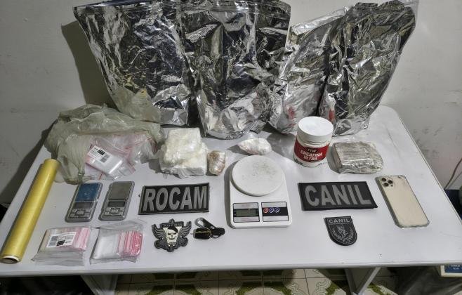 Polícia Militar de Alagoas apreende 25 armas e 22 quilos de drogas