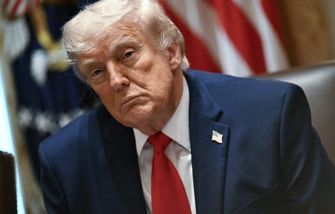 Trump tenta evitar escalada entre Israel e Irã após ataques Trump tenta evitar escalada entre Israel e Irã após ataques