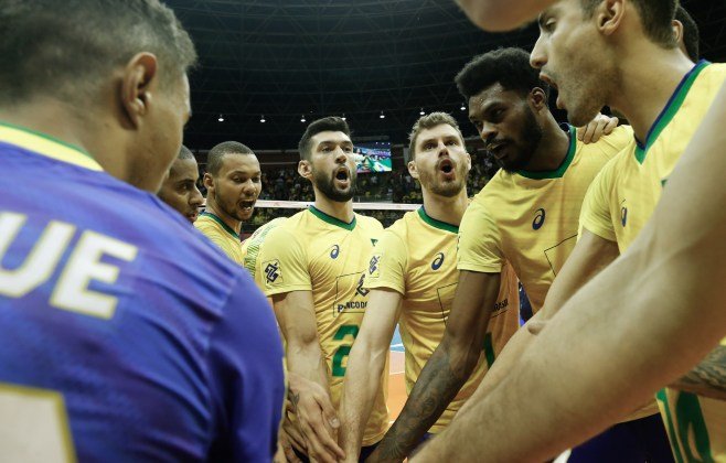 Brasil vence Itália em emocionante partida da Liga das Nações Brasil vence Itália em emocionante partida da Liga das Nações