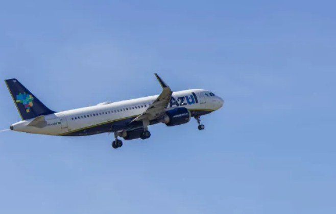 Voo da Azul para os EUA retorna a Campinas por problemas técnicos