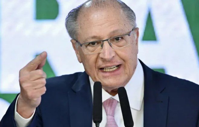 Alckmin busca apoio da UE para reinstalar Brasil na lista de fornecedores Alckmin busca apoio da UE para reinstalar Brasil na lista de fornecedores