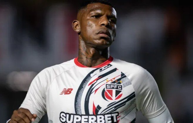 Santos busca zagueiro Arboleda e São Paulo espera ofertas