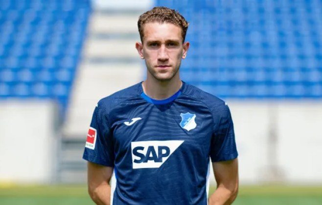São Paulo busca zagueiro Arthur Chaves do Hoffenheim