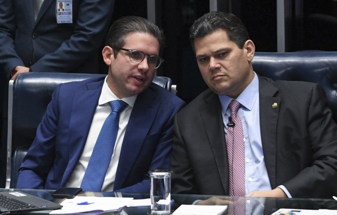 Alcolumbre impede avanço da PEC que altera jornada de trabalho