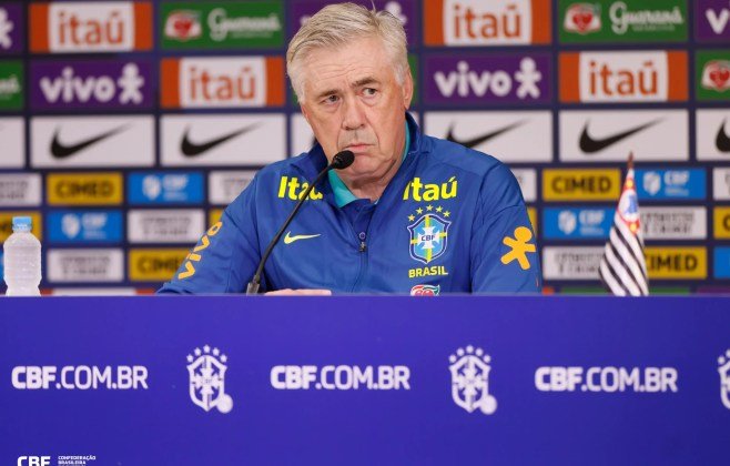 Ancelotti se destaca em entrevista poliglota na Copa do Mundo Ancelotti se destaca em entrevista poliglota na Copa do Mundo