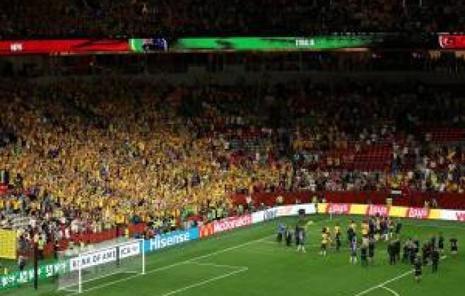 Austrália vence Turquia na estreia da Copa com eficácia