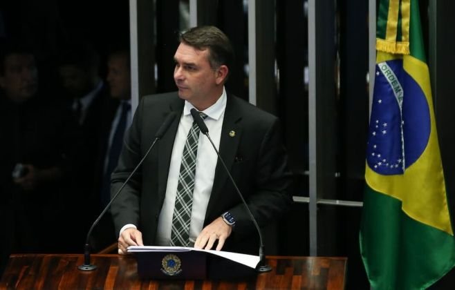 Convenção do PL lança Flávio Bolsonaro à Presidência em SP Convenção do PL lança Flávio Bolsonaro à Presidência em SP