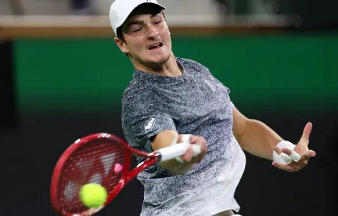 João Fonseca é eliminado em Halle e se prepara para simples João Fonseca é eliminado em Halle e se prepara para simples