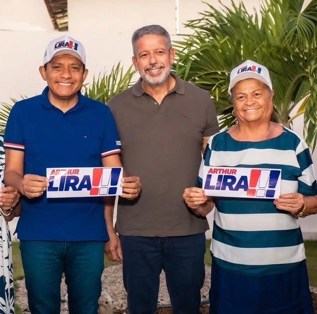 Arthur Lira consolida apoios de peso no Agreste para o Senado, incluindo Júlio Cezar e Tia Júlia em Palmeira dos Índios
