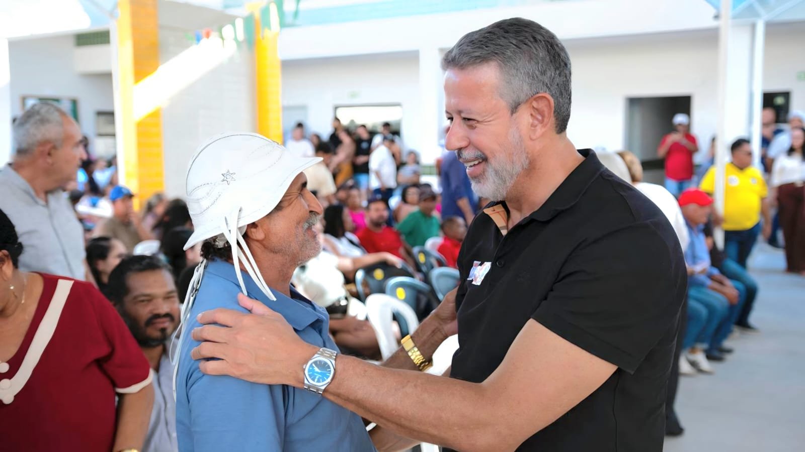 Investimento milionário: Arthur Lira une forças com prefeita e garante nova obra asfáltica em Ouro Branco