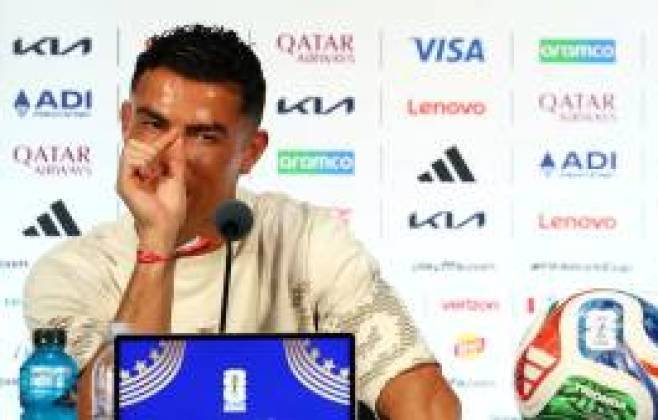 Cristiano Ronaldo diz que última Copa é em 2026 antes de duelo
