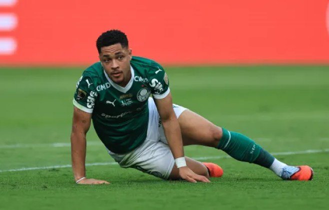 Vitor Roque pode retornar ao Palmeiras em breve