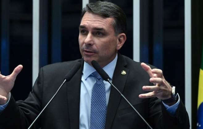 Convenção do PL define Flávio Bolsonaro como candidato à presidência