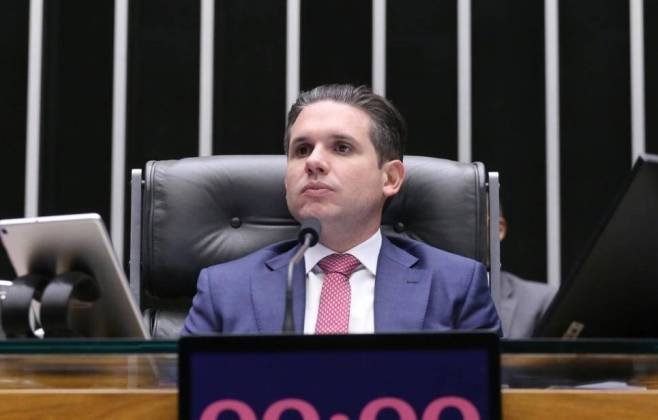 Câmara entra em ritmo lento até eleições; impacto nas pautas