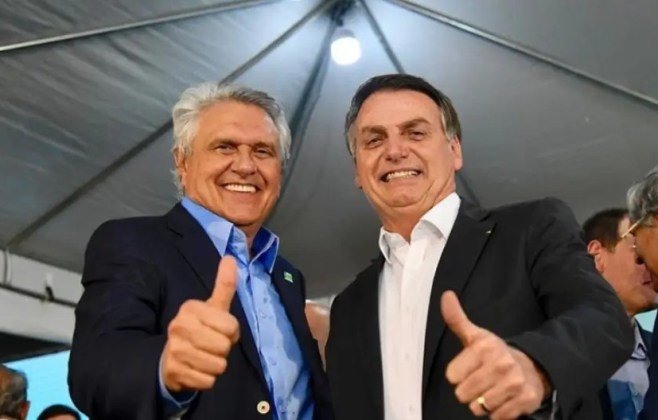 Caiado critica Bolsonaro e aponta Flávio como fraco candidato
