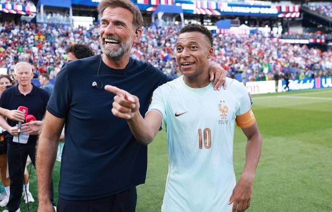 Klopp relembra tentativa do Liverpool de contratar Mbappé