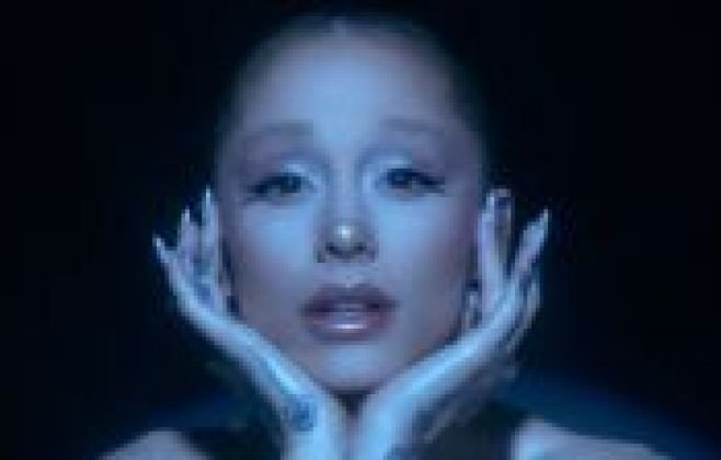Briga entre fãs marca show de Ariana Grande em Maceió