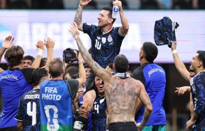 Argentina avança na Copa e Messi se posiciona como campeão 2026