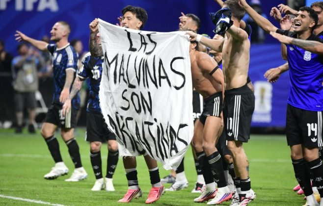 Argentina supera Inglaterra e avança para a final da Copa do Mundo