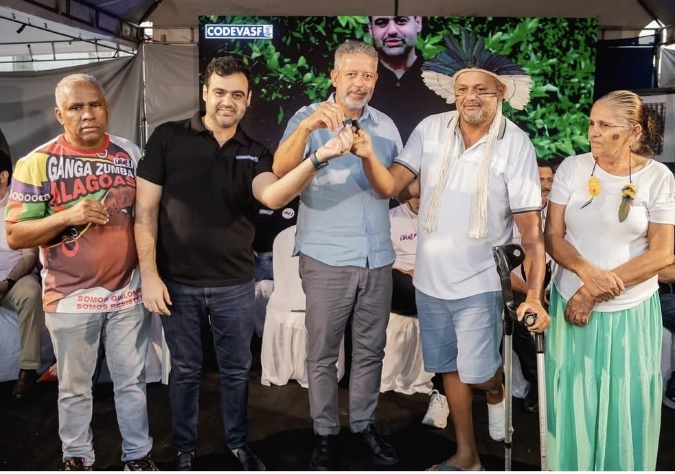 POLÍTICA AGRÍCOLA – Modernização rural avança com distribuição de maquinário viabilizado por Arthur Lira