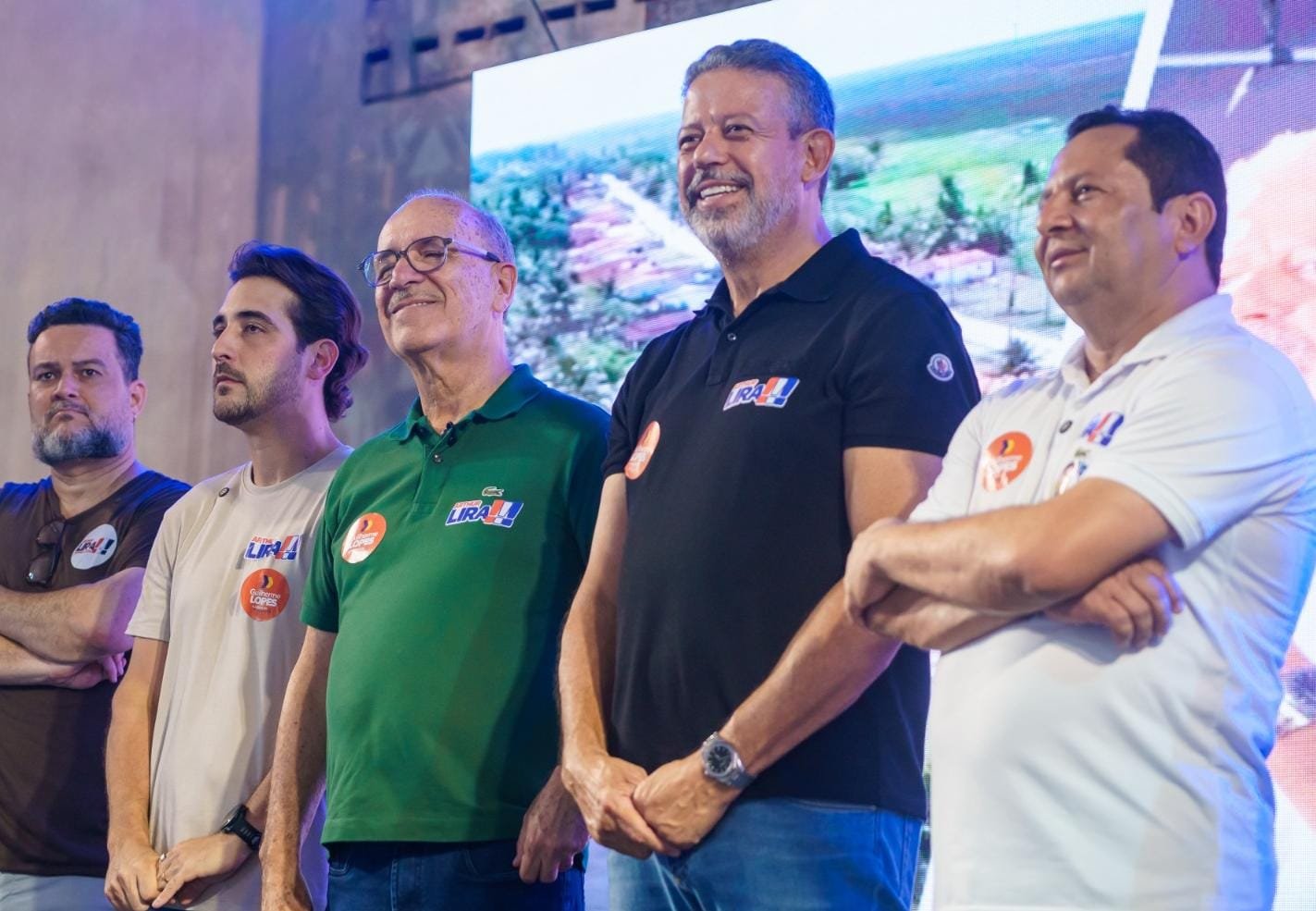 ALIANÇAS REGIONAIS – Arthur Lira consolida apoio de lideranças políticas e atrai grande público em ato realizado em Penedo ALIANÇAS REGIONAIS – Arthur Lira consolida apoio de lideranças políticas e atrai grande público em ato realizado em Penedo