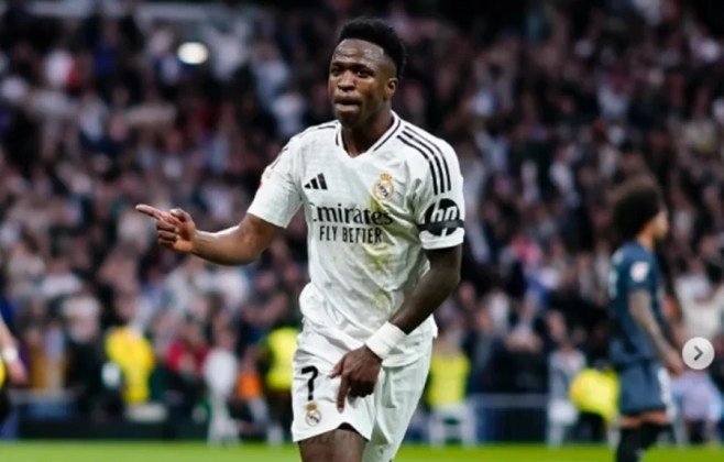 Vinicius Junior renova contrato e se destaca no Real Madrid