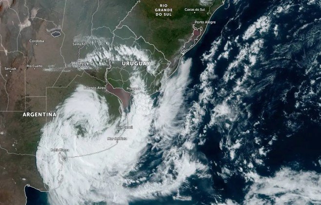Ciclone bomba causa morte e feridos no Rio Grande do Sul