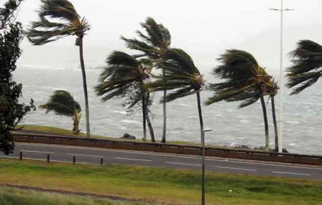 Alerta de vendaval para cidades capixabas neste domingo