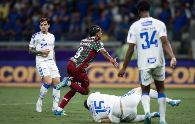 Empate em clássico: Botafogo e Fluminense ficam no 1 a 1