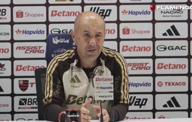 Flamengo vence e Leonardo Jardim fala sobre “guerra” interna Flamengo vence e Leonardo Jardim fala sobre “guerra” interna