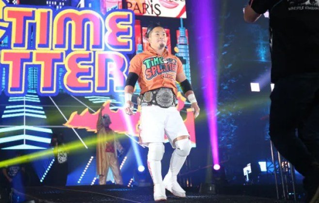 Yujiro Kushida surpreende fãs em visita ao Mercadão de SP