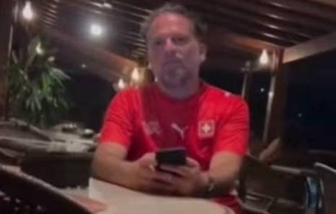 Cantora sofre racismo de turista durante trabalho em bar na Bahia