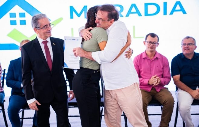 Prefeitura de Arapiraca inicia cadastramento para regularização fundiária Prefeitura de Arapiraca inicia cadastramento para regularização fundiária