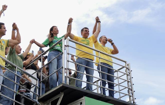 Douglas Ruas inicia campanha no Rio com foco na segurança