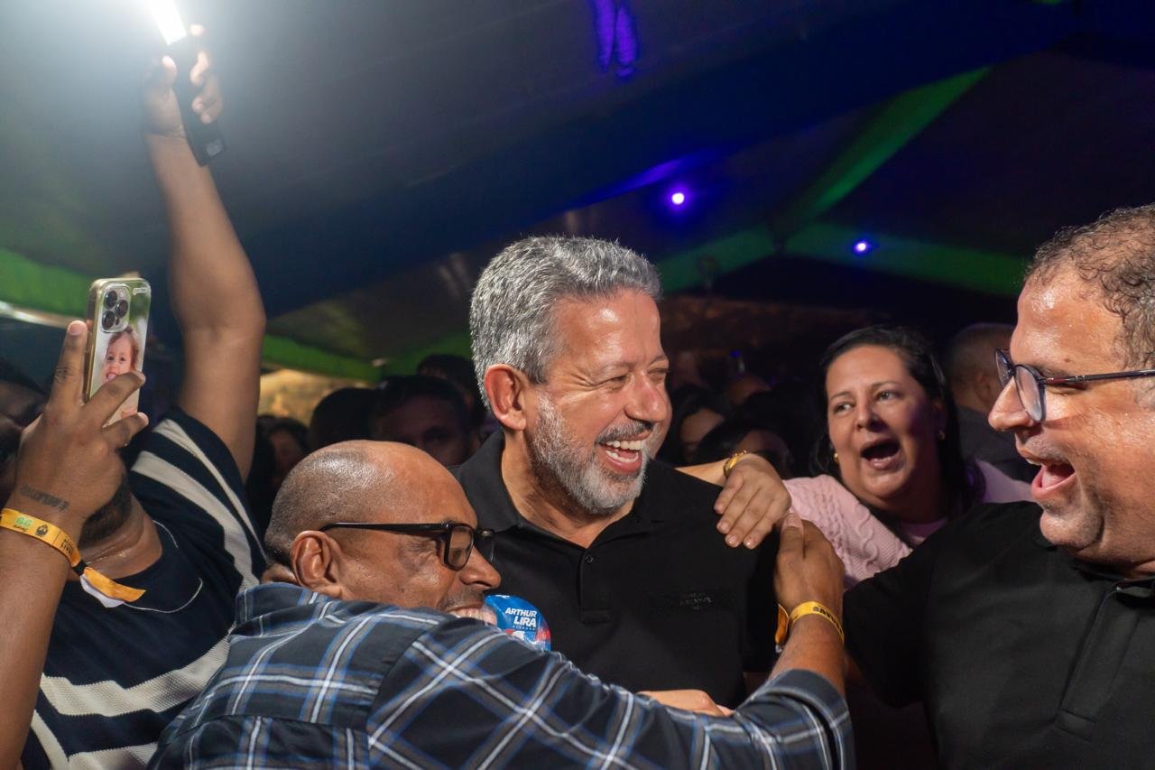 PÉ NA ESTRADA – Campanha de Arthur Lira amplia presença na Grande Maceió com agendas em Satuba e Santa Luzia do Norte PÉ NA ESTRADA – Campanha de Arthur Lira amplia presença na Grande Maceió com agendas em Satuba e Santa Luzia do Norte