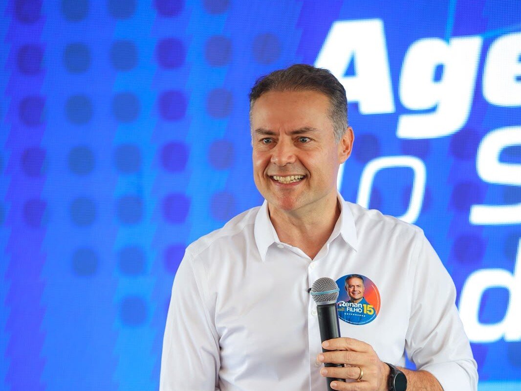 RECONHECIMENTO NACIONAL – Renan Filho é eleito melhor senador do Nordeste no Prêmio Congresso em Foco RECONHECIMENTO NACIONAL – Renan Filho é eleito melhor senador do Nordeste no Prêmio Congresso em Foco