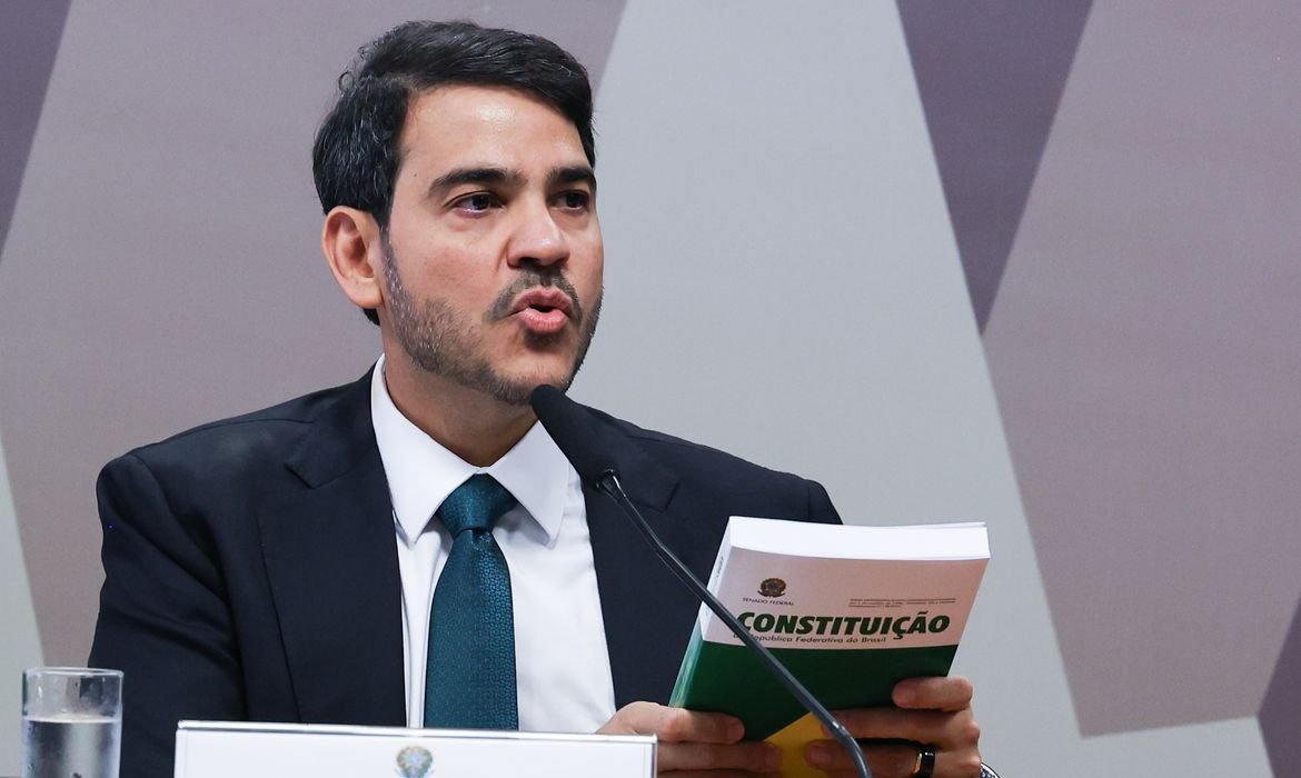 Indicado ao STF discute autocontenção e laicidade do Estado