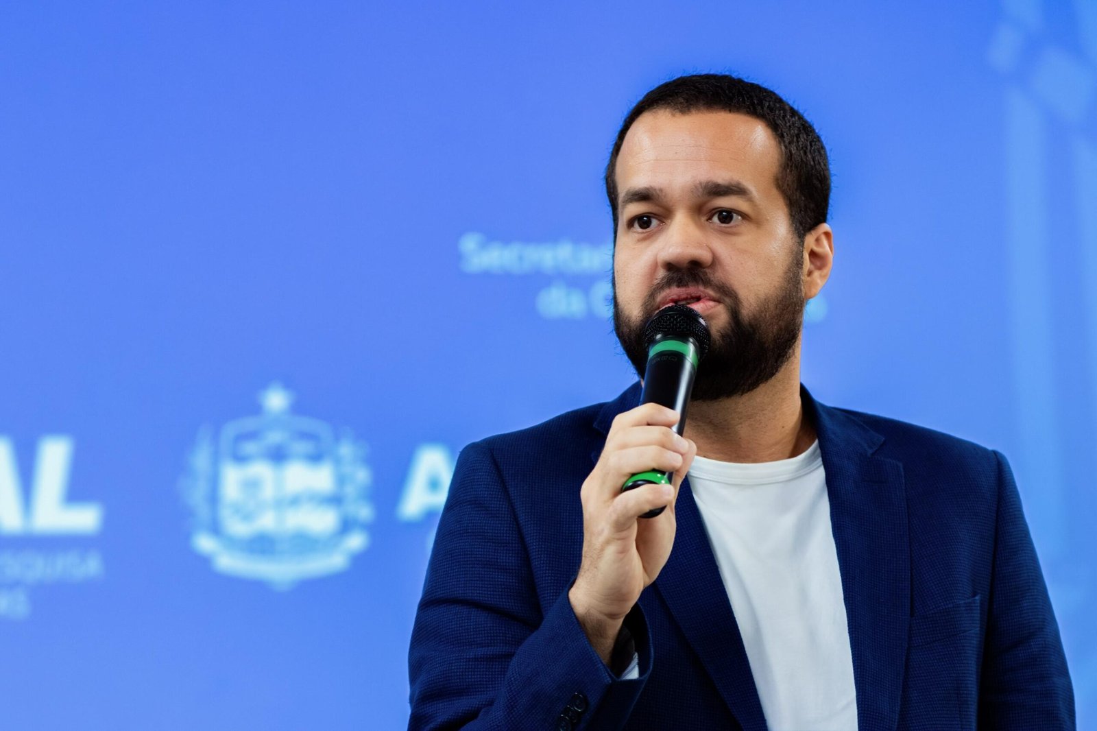 INFORMAÇÃO – Secom lança o Plural, programa que fortalece a comunicação comunitária