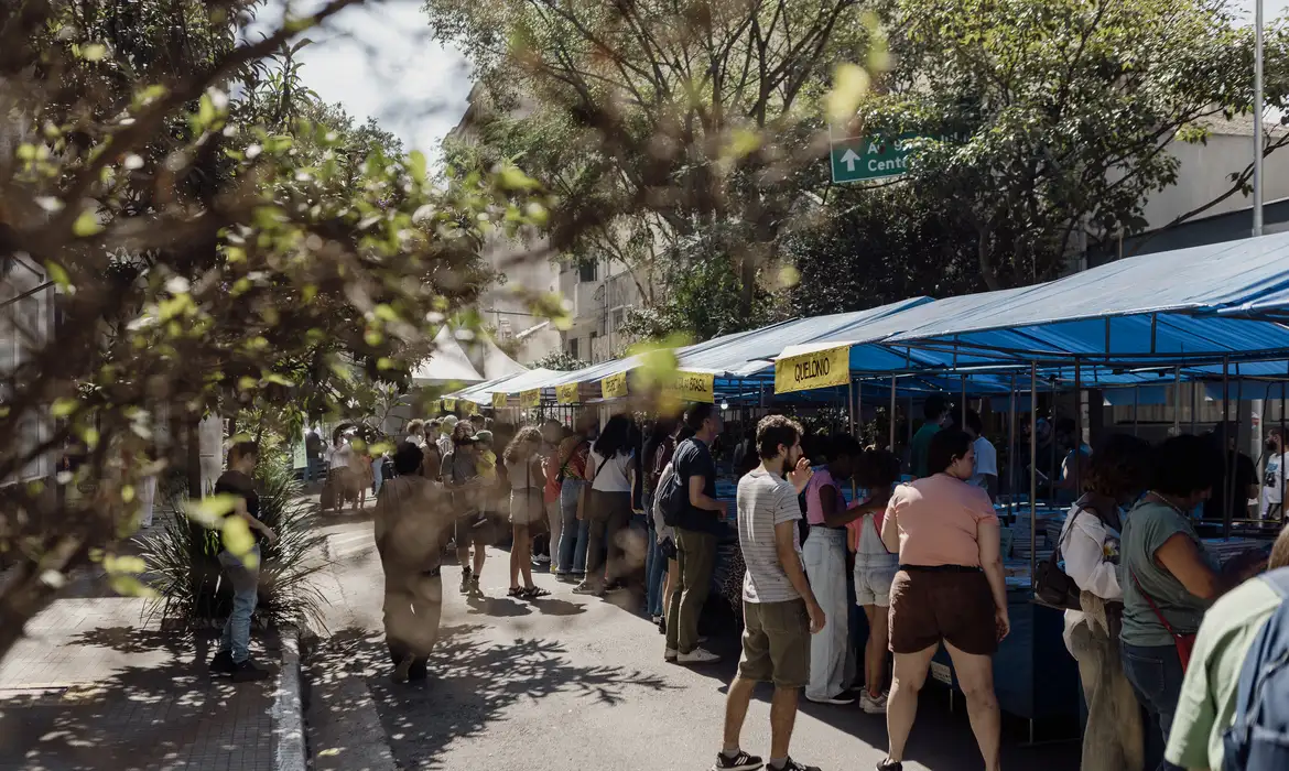Feira do Livro da Rocha celebra a cultura afro-brasileira