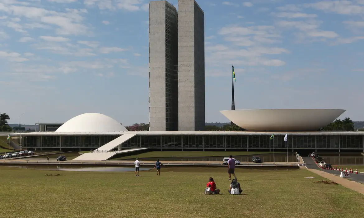 Alcolumbre altera votação sobre projeto de lei da dosimetria