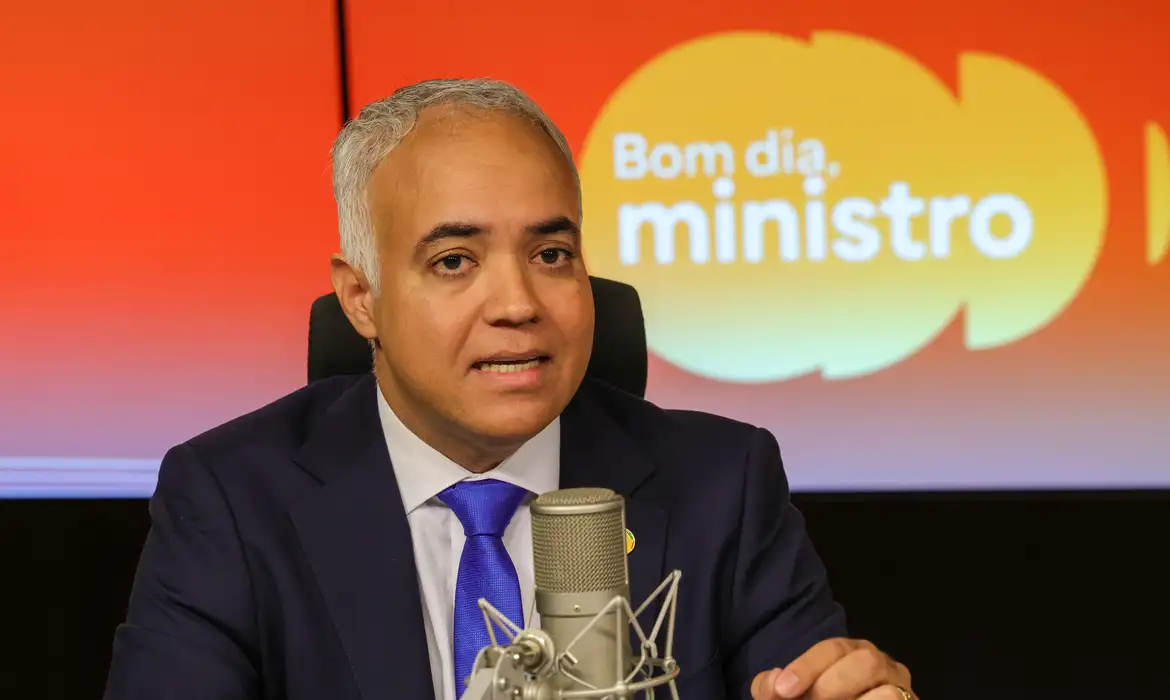 Programa Periferia Viva reformará banheiros de 9 mil lares