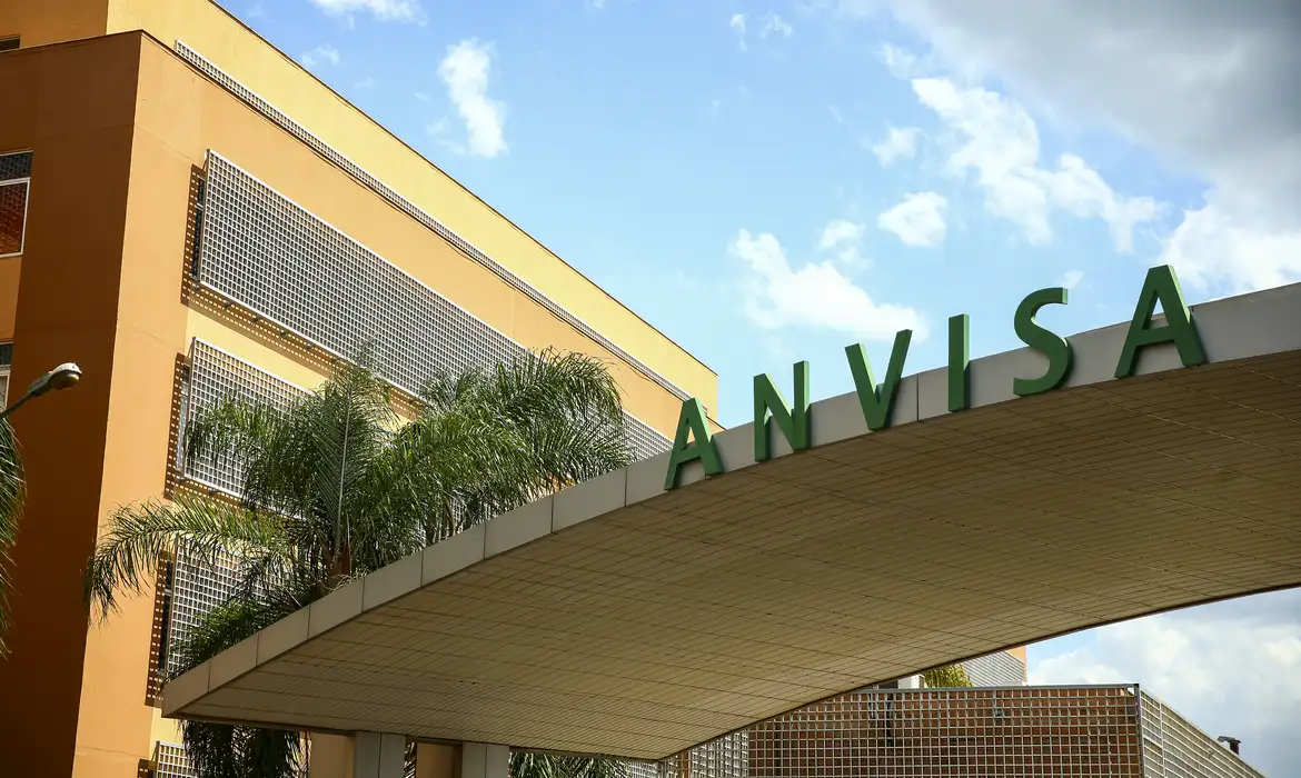 Anvisa apreende produtos emagrecedores sem identificação