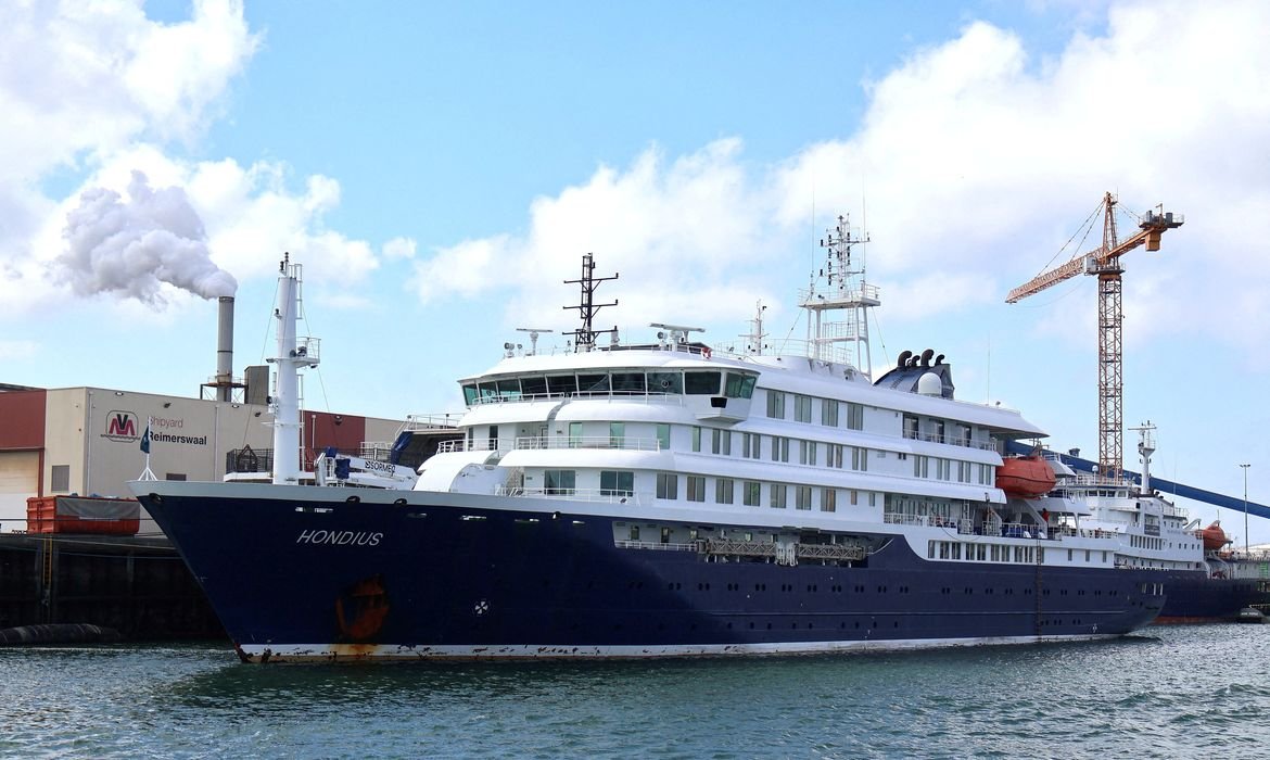 Cruzeiro em Cabo Verde enfrenta surto de hantavírus